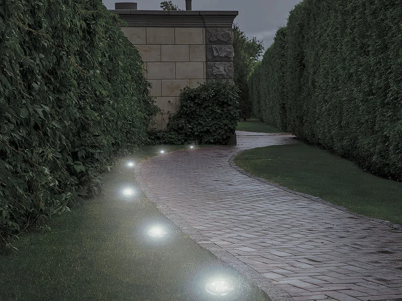 Lunartec Bodenleuchten:4er-Set Solar-Gartenstrahler Mit Erdspieß, 200 Lm, IP44 – Bild 4