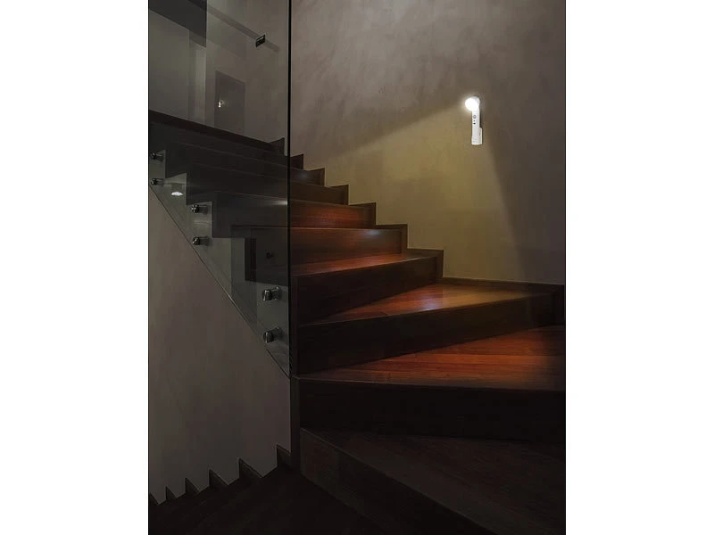 Lunartec Treppenleuchte:3in1-Multifunktions-Leuchte & Nachtlicht Mit Akku, 100 Lm, PIR-Sensor – Bild 4